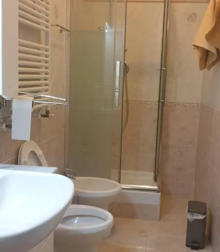 Hostel Volturnoguesthouse2 *